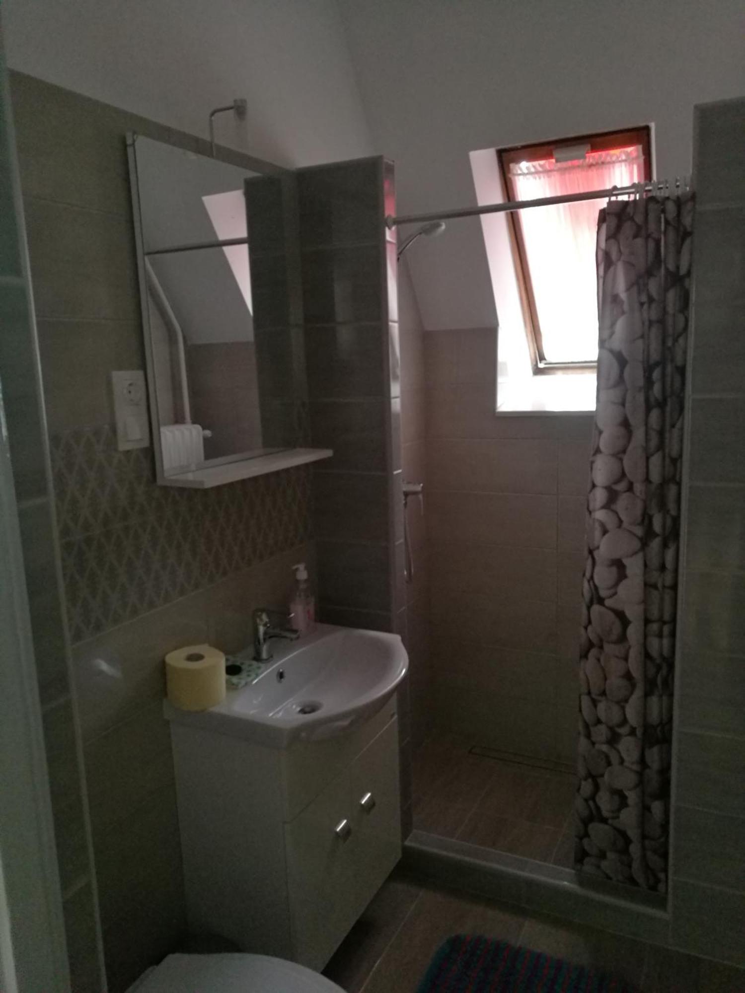 Hotel Revesz Vendeghaz Harkány Exteriér fotografie